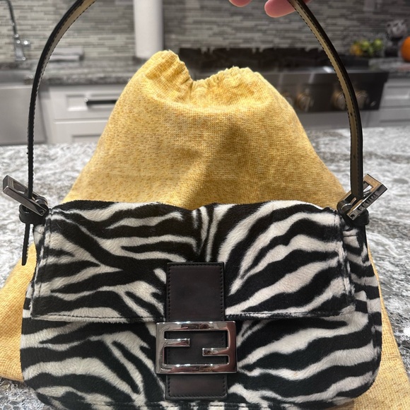 Fendi Black and White Zebra Shoulder Bag - Picture 15 of 15